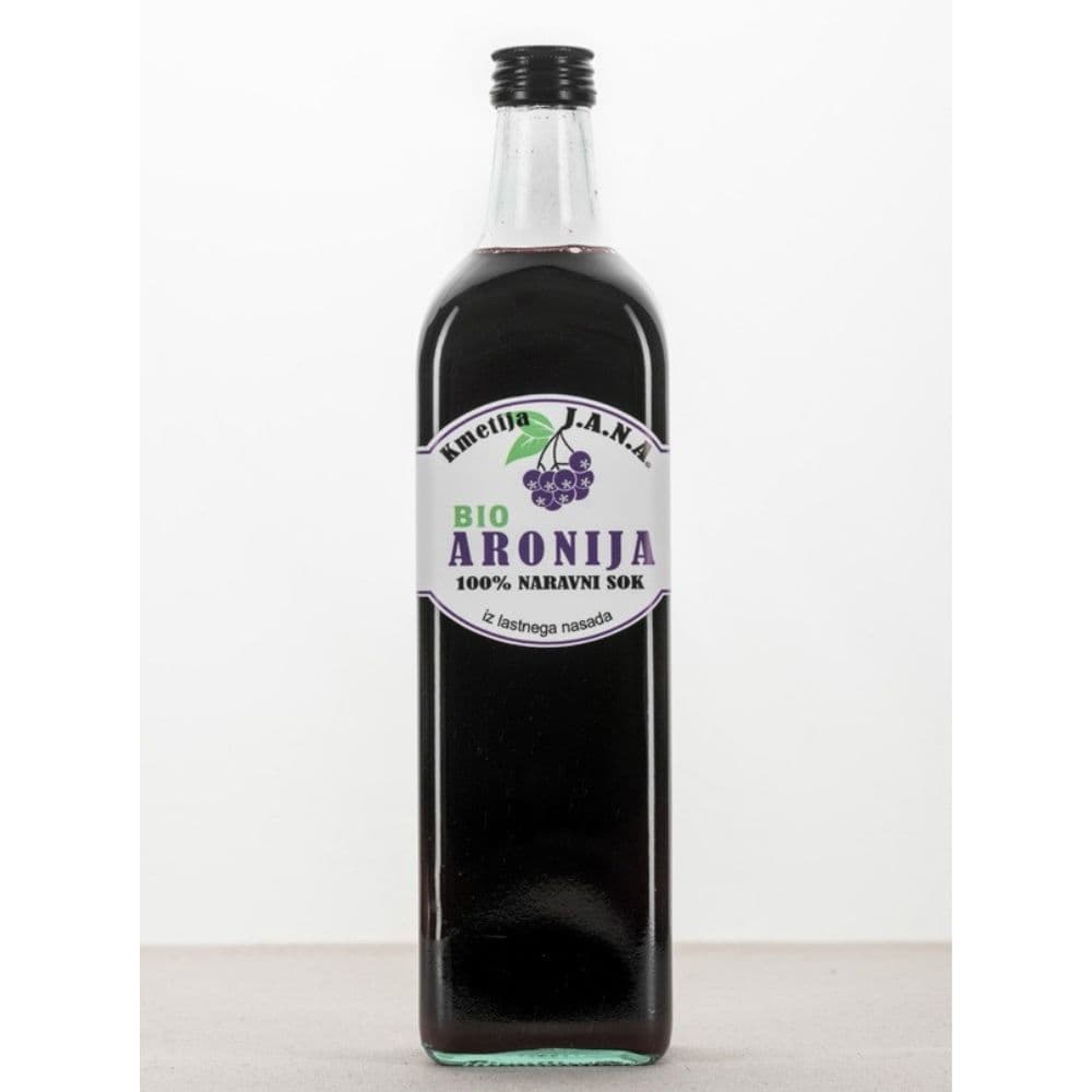 Bio sok iz aronije