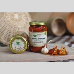 Rdeča paprika s česnom in peteršiljem